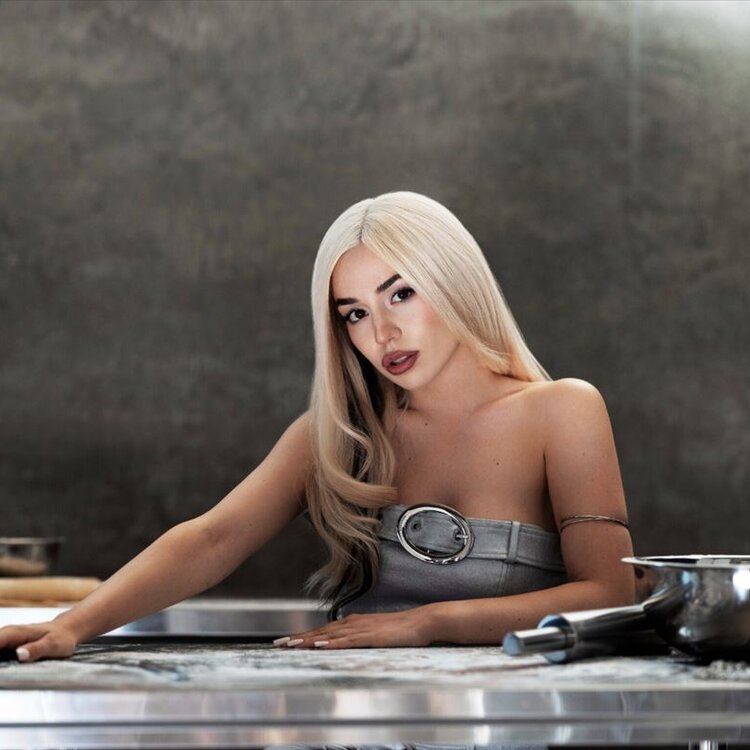 Ava Max